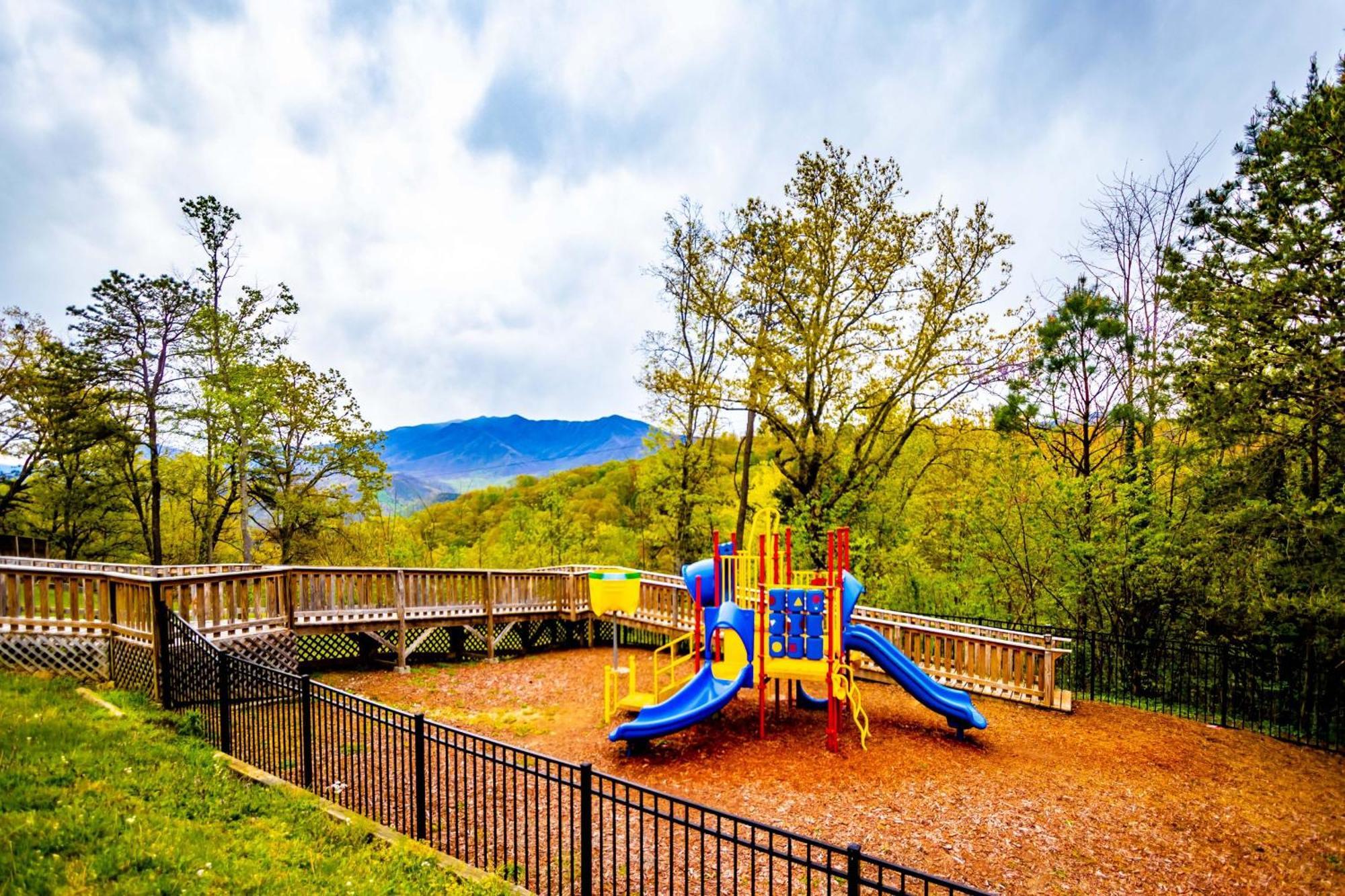 Laurel Point Resort Gatlinburg Exterior photo